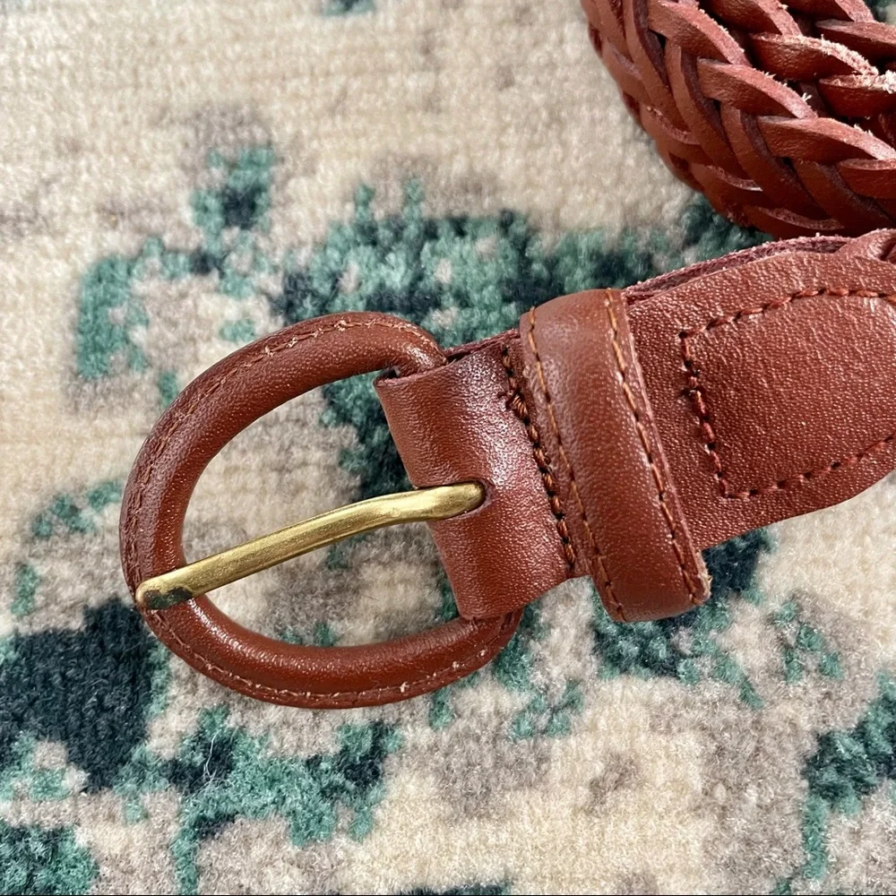 unknown woven brown